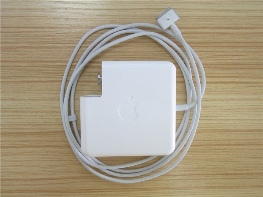 eu mac charger replacement